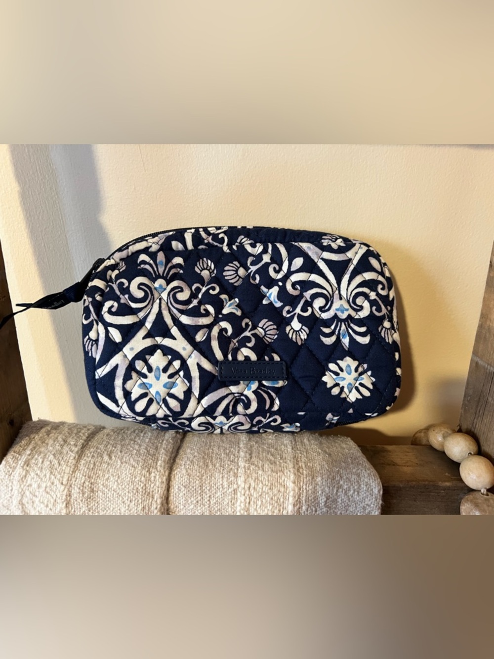 Vera Bradley Cord Organizer in Steel Blue Medallion